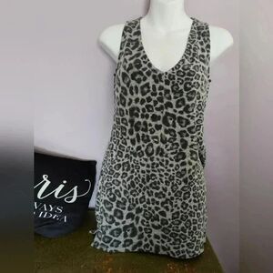 White House black market gray leopard print tank top size XS